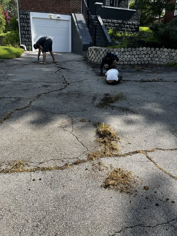 Slide of Warriors Roofing