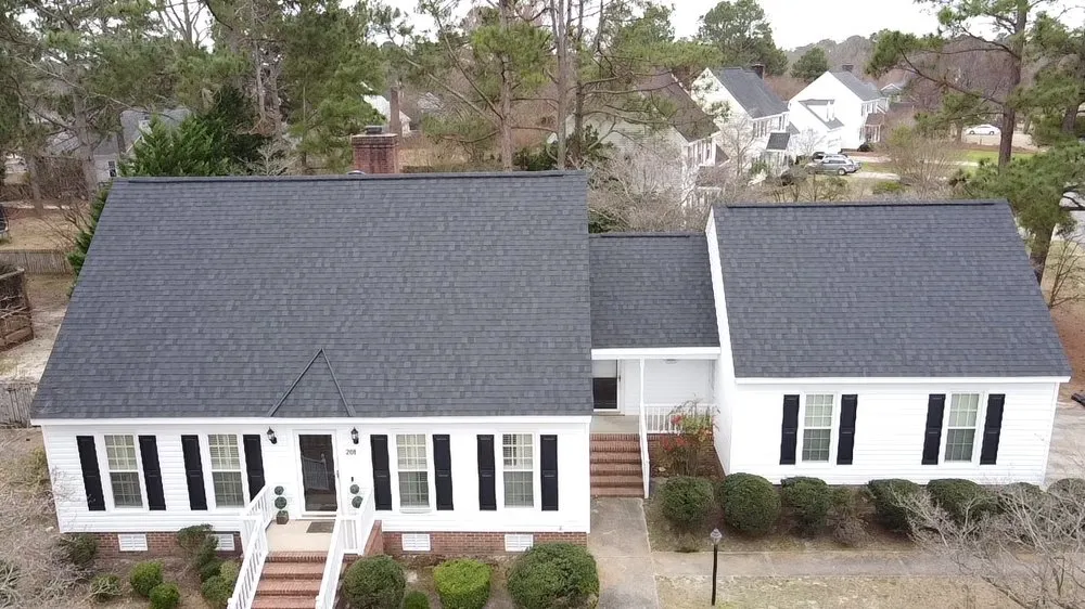 Slide of Wayne Sanchez Roofing