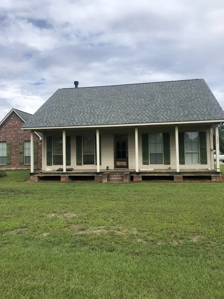 Slide of WBR Roofing & Construction