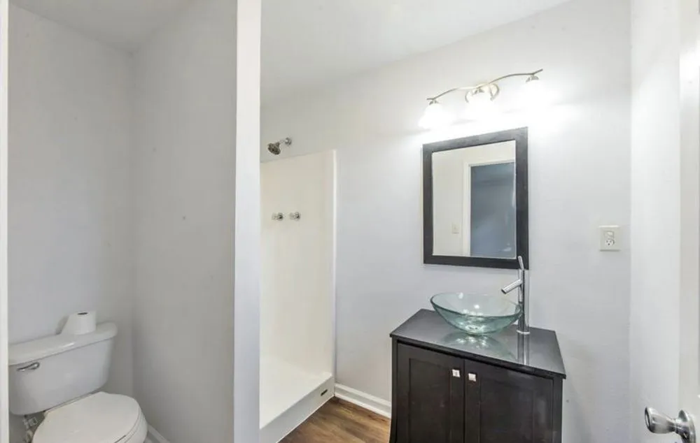 Slide of WBR Roofing & Construction