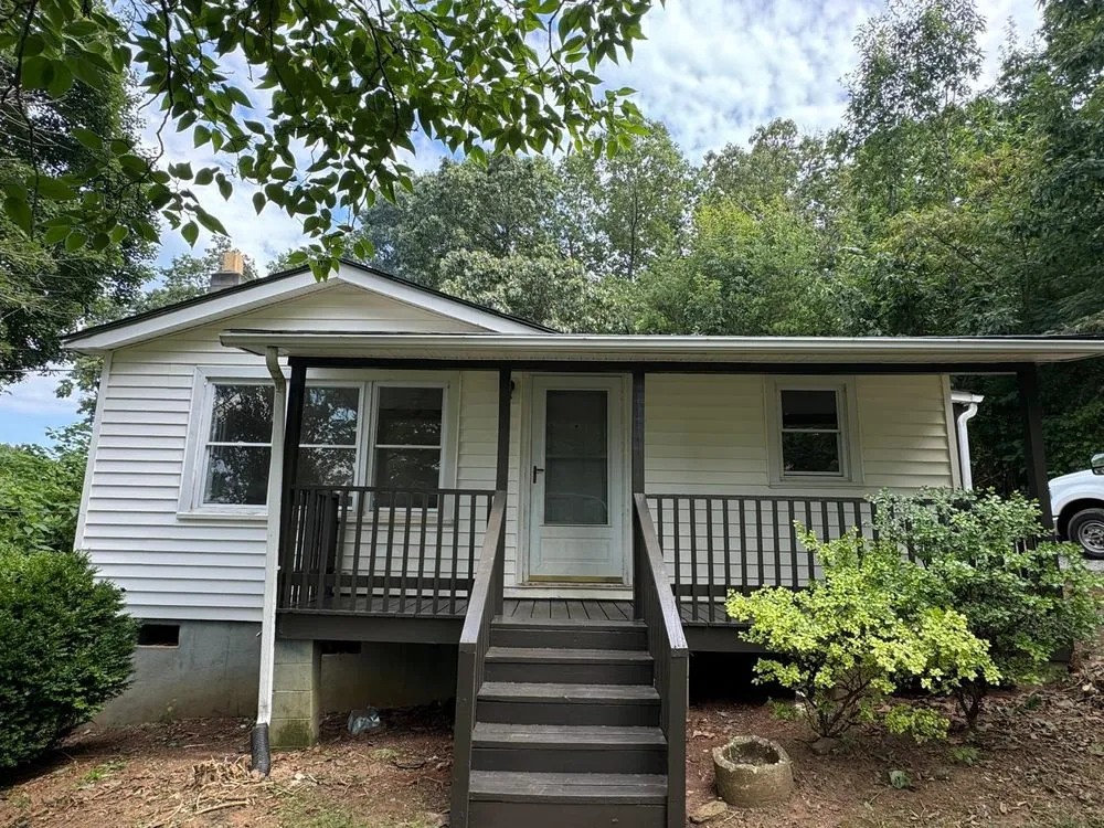 Slide of Wchuss Services and home improvement