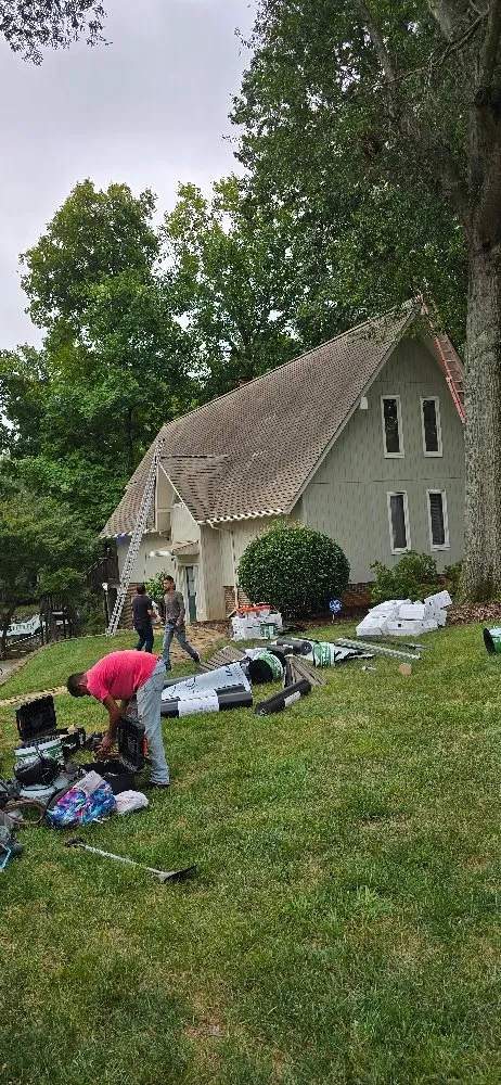 Slide of We Build For U