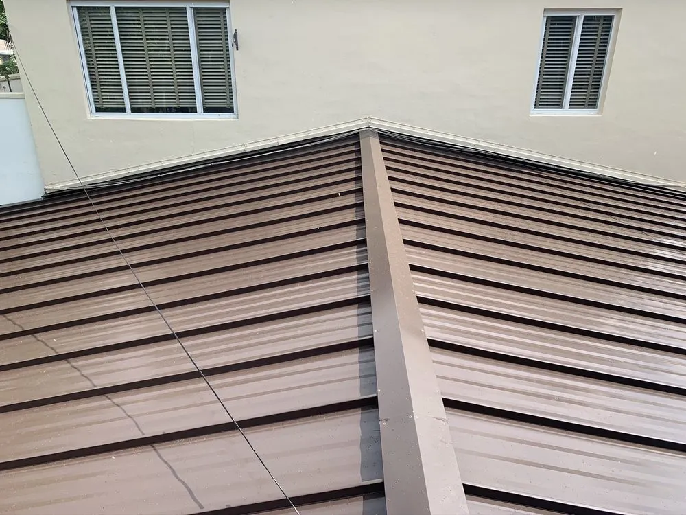 Slide of We Can Roofing