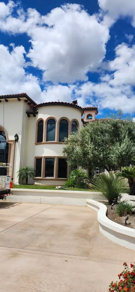 Slide of We Do Roofing