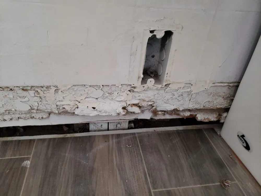 Slide of We Paint And Remodel