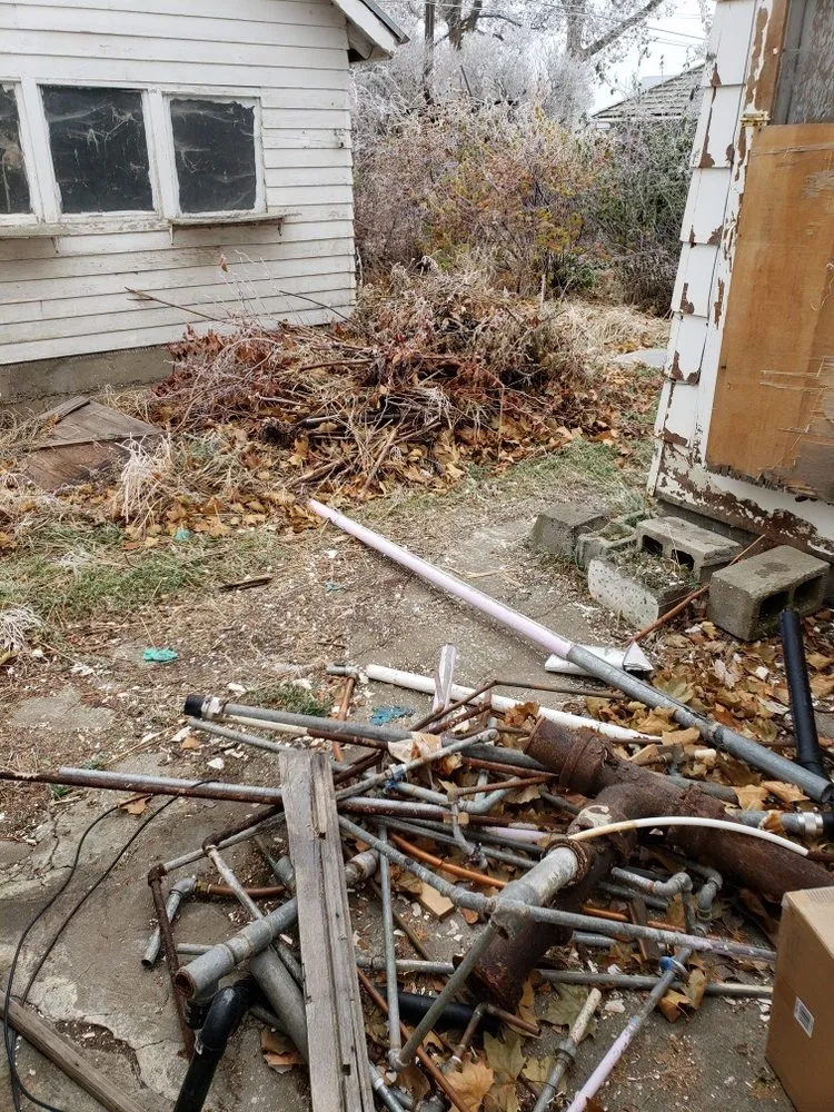 Slide of We Paint And Remodel