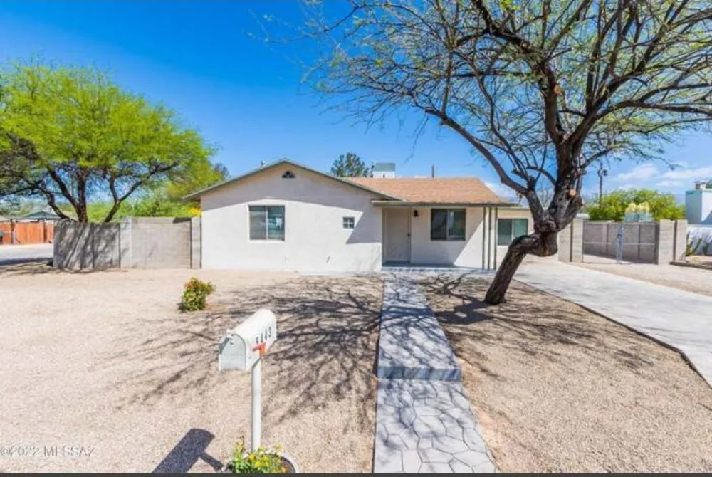 Slide of We Roof And Renovate