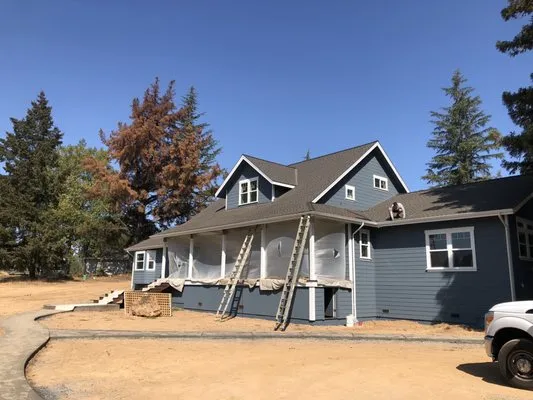 Weather Guard Roofing Logo