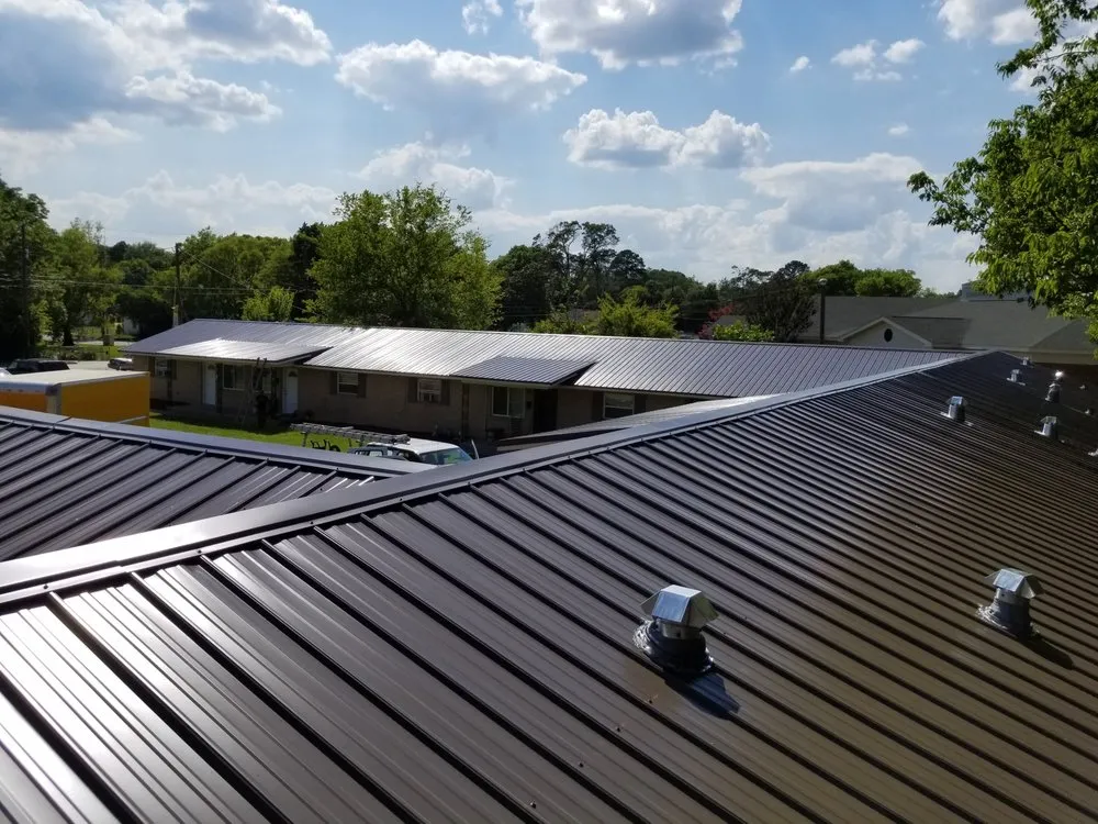 Slide of Weather Shielders Roofing Siding & Gutters