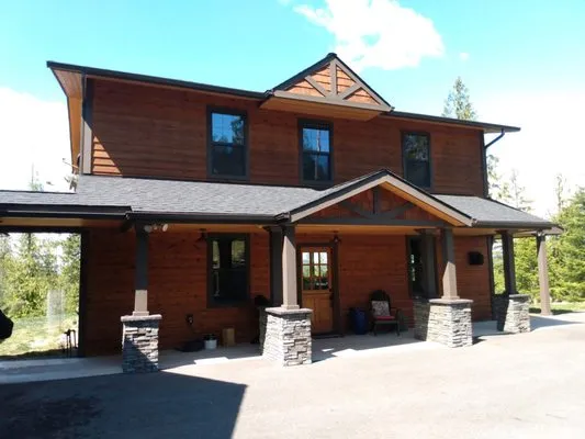 Weather Tight Builders Logo