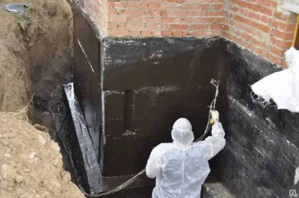 Weathershield Construction Logo