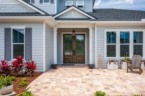 WeatherShield Construction Services Logo