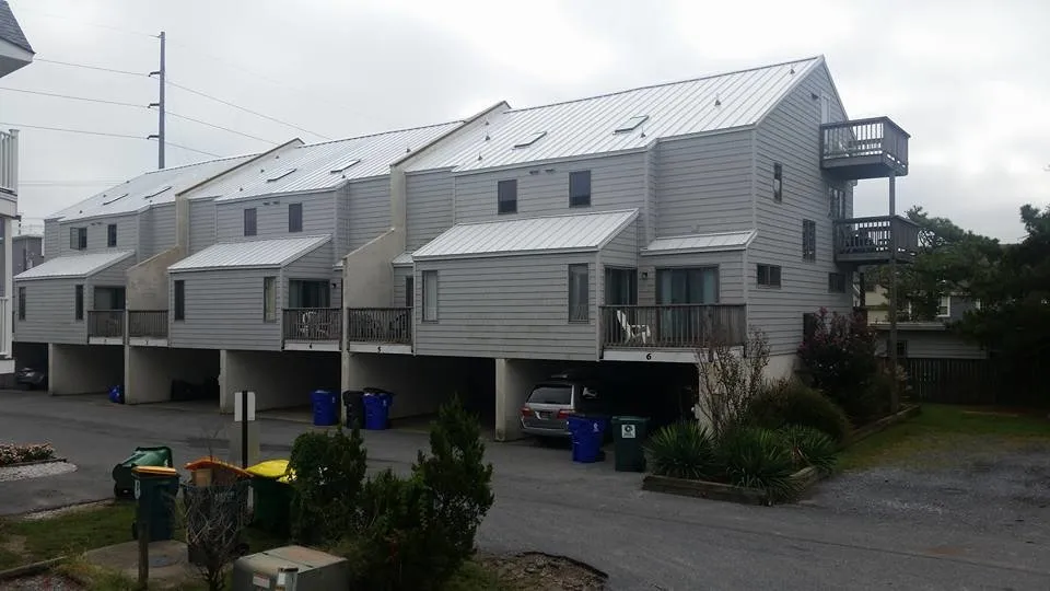 Slide of Weavers Metal Roofing