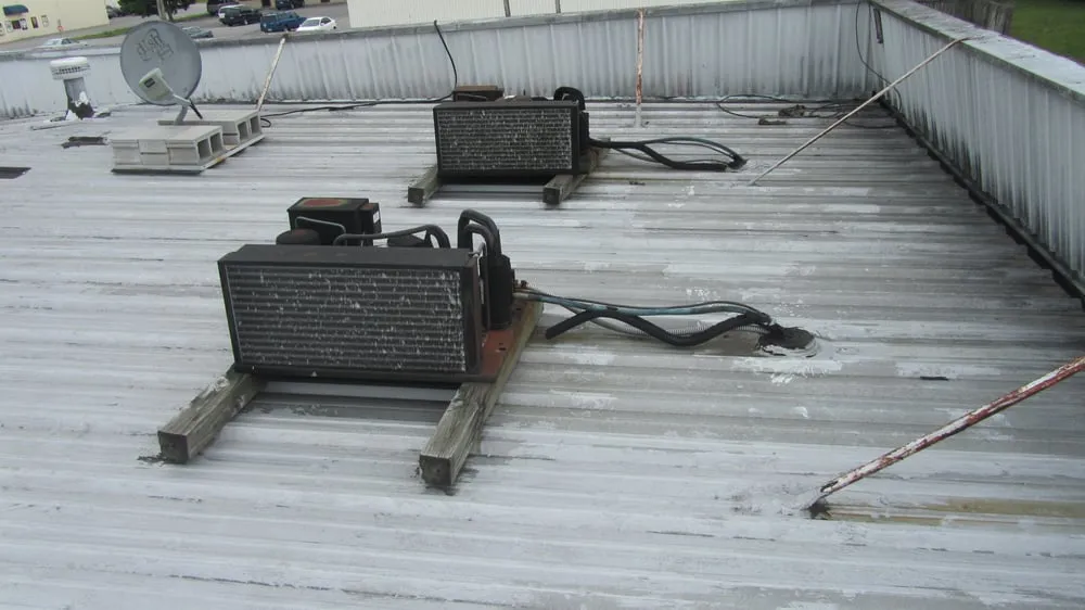 Licensed roof leak repair experts serving Bennington, IN - Web Roof Coatings