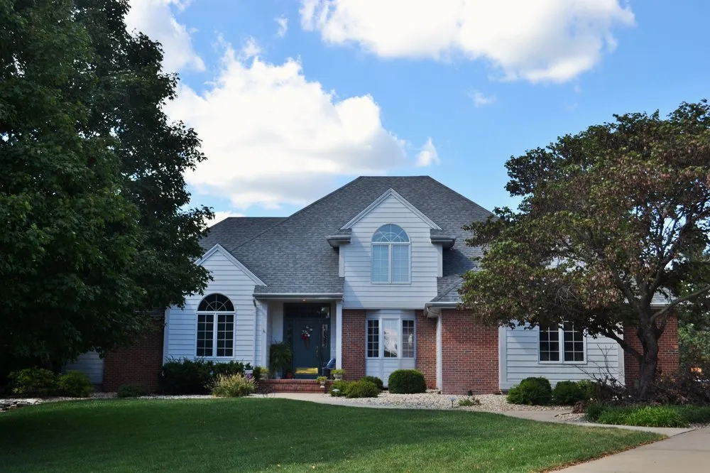 Slide of Weddle & Sons Roofing