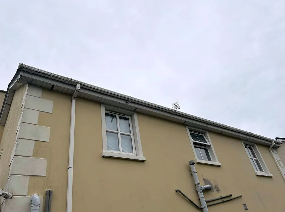 Slide of Weinland Park Roofing