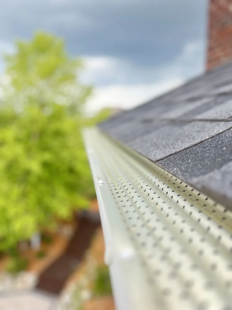 Top-rated roof repair with free inspection across Brownstown Township, MI - Well Hung Gutters