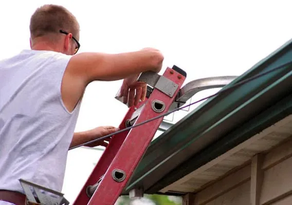 Wellington Home Improvements Logo