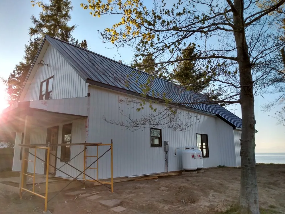 Slide of wells contracting