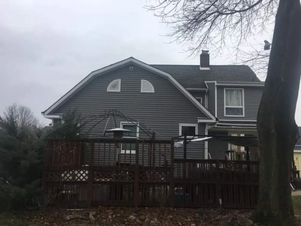 Slide of wells contracting