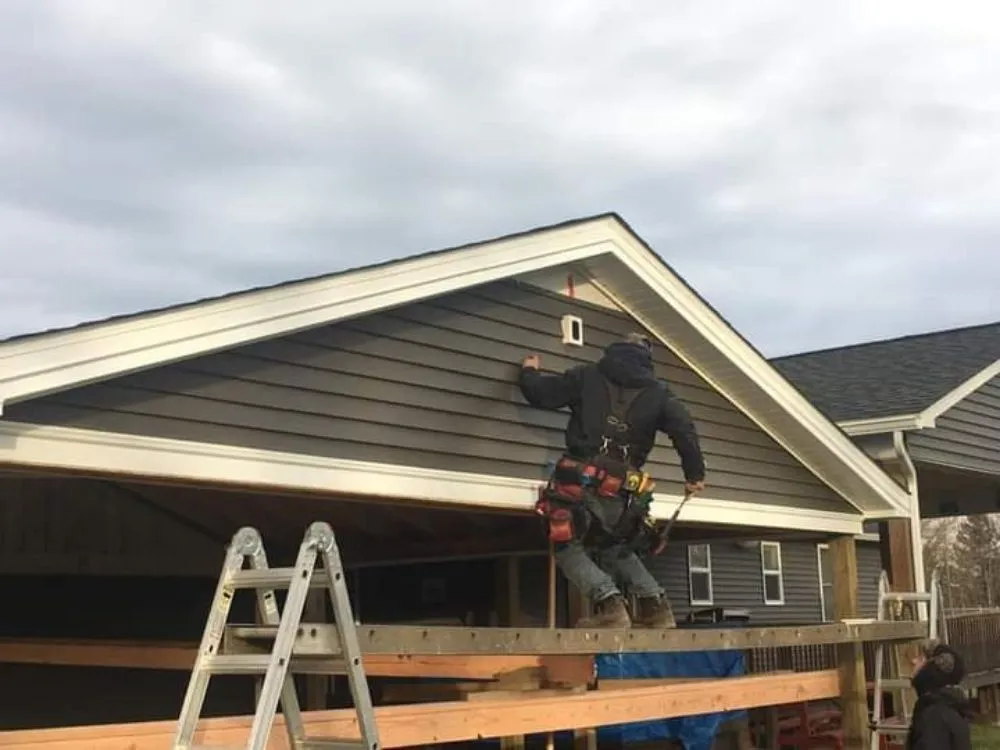 Slide of wells contracting