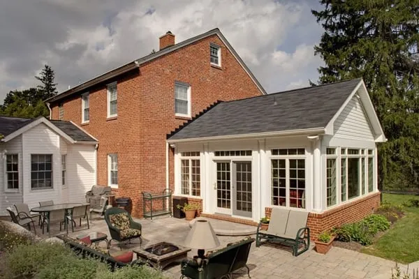 Welsh Construction Remodeling Logo