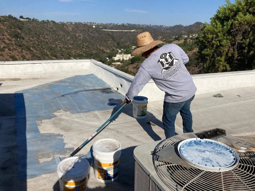 Slide of Wences Roofing Team