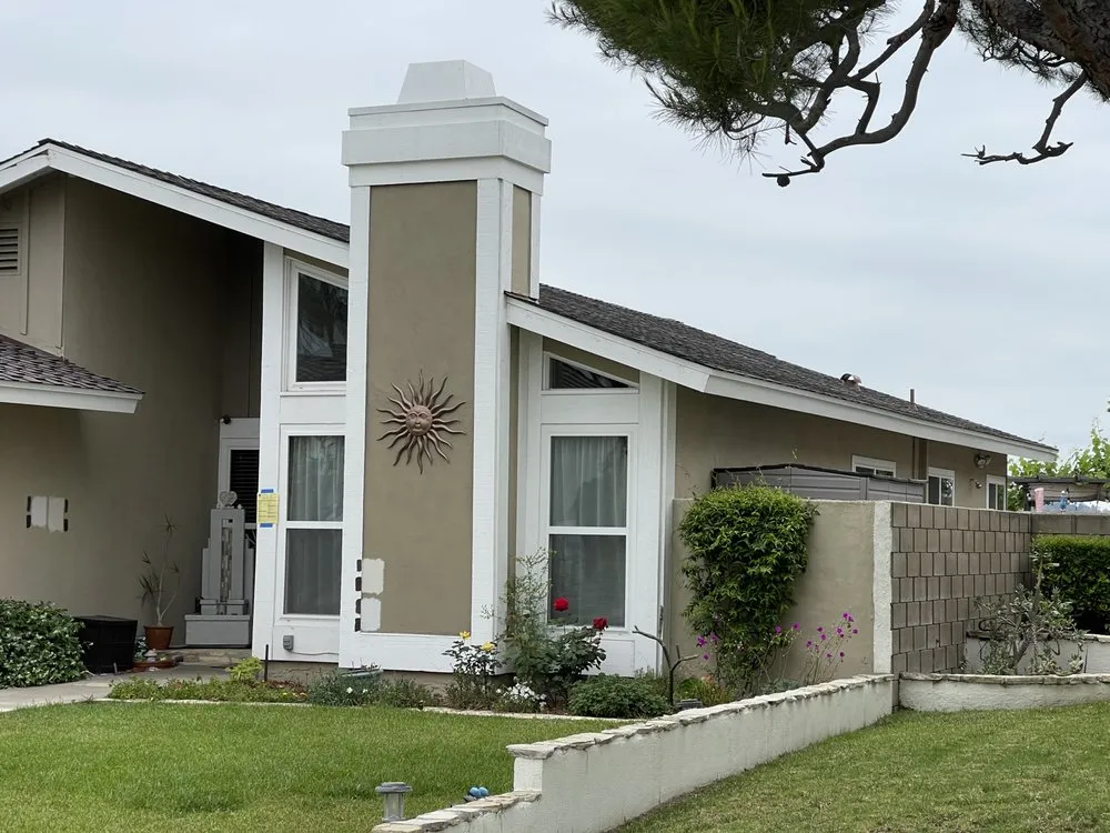 Slide of Wences Roofing Team