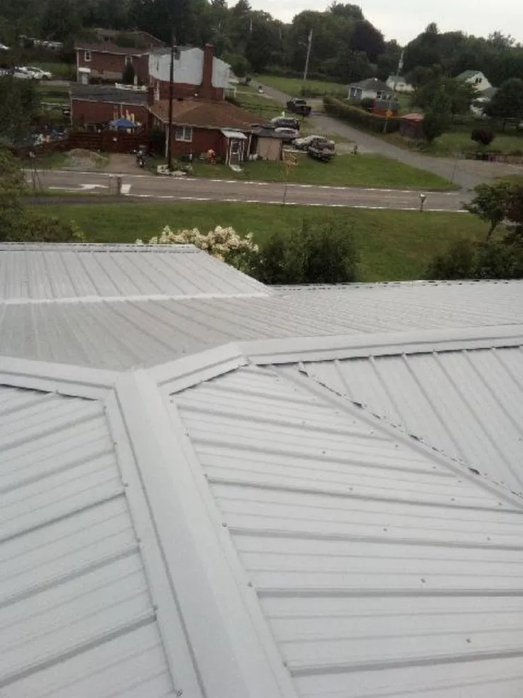 Slide of Wengerd Superior Siding