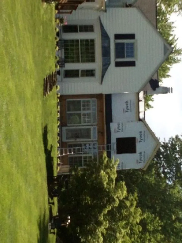 Slide of Wengerd Superior Siding