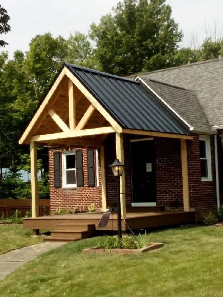 Slide of Wengerd Superior Siding