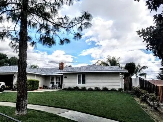 West Coast Better Homes Logo