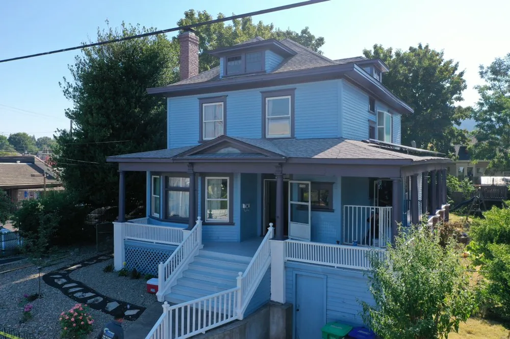 Slide of West Coast Roofing & Painting