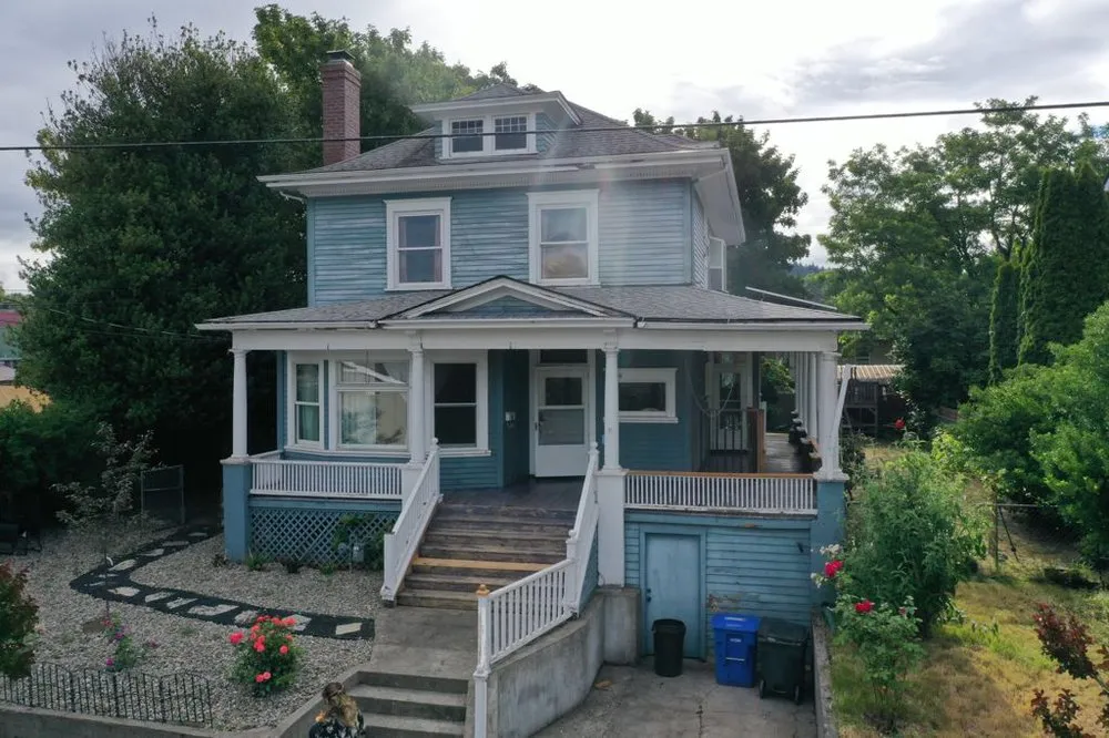 Slide of West Coast Roofing & Painting