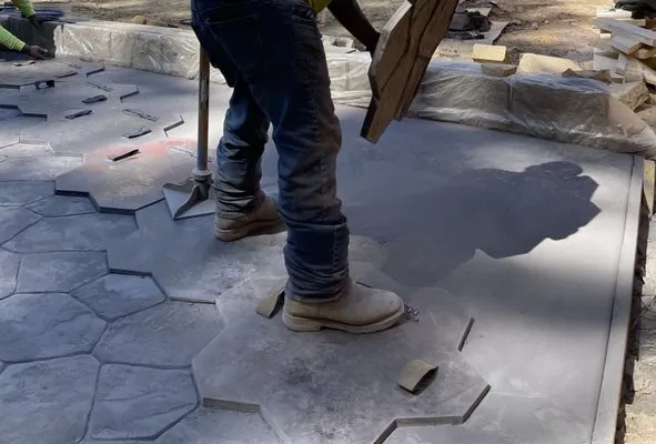 West Georgia Contracting Logo