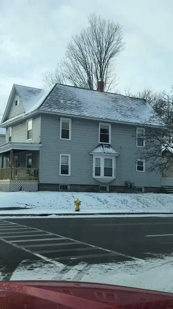 Slide of West Michigan Home & Window