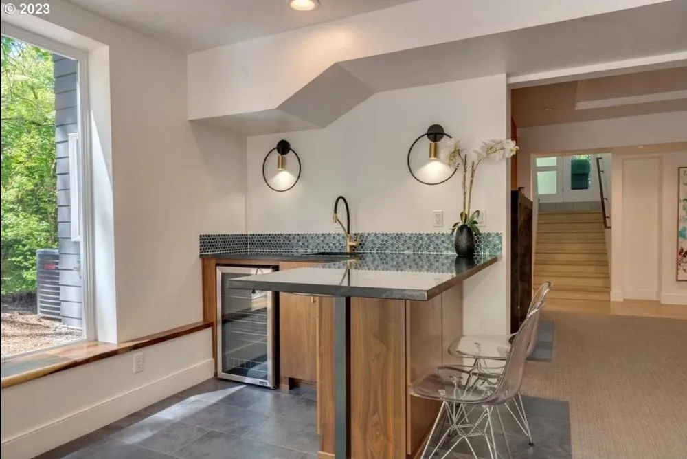 Slide of West Palm Builders