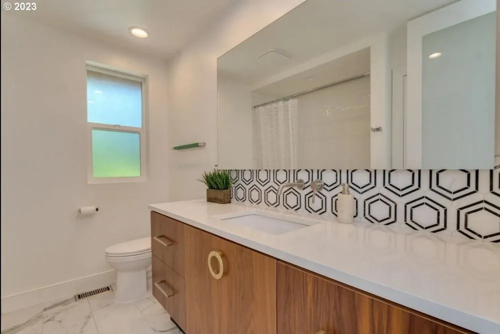 Slide of West Palm Builders