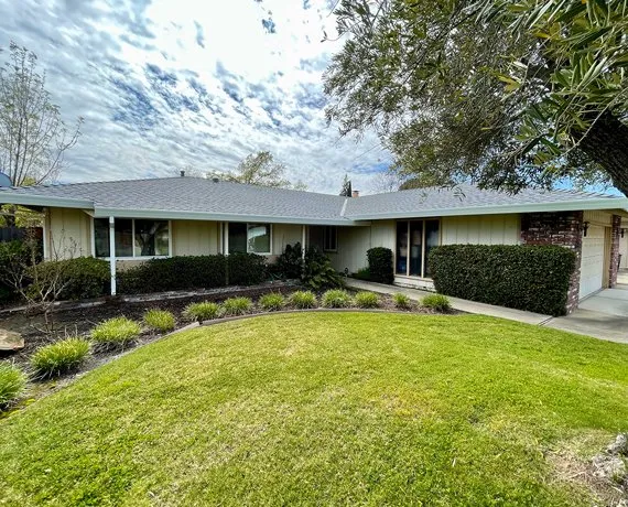 Slide of Western Roofing Group