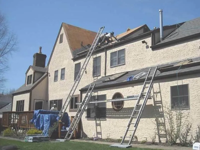 Slide of WH Construction & Roofing