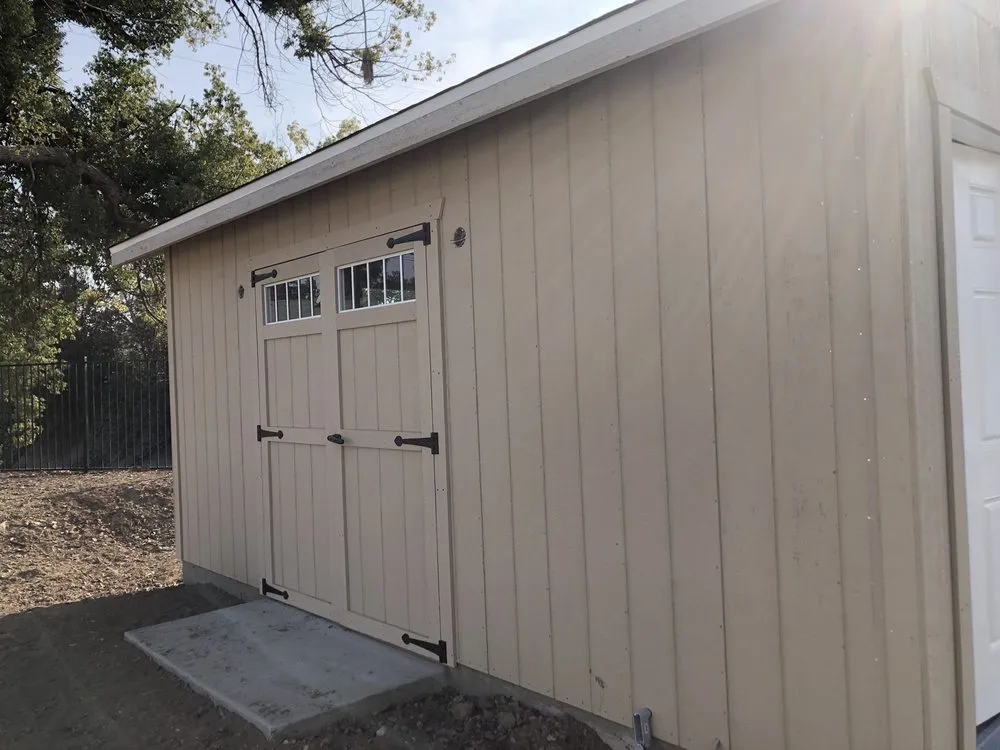 Slide of W&H Roofing & General Construction