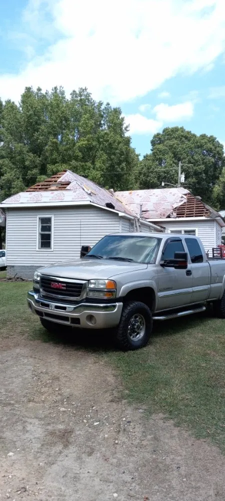 Slide of Whisnant's Family Roofing