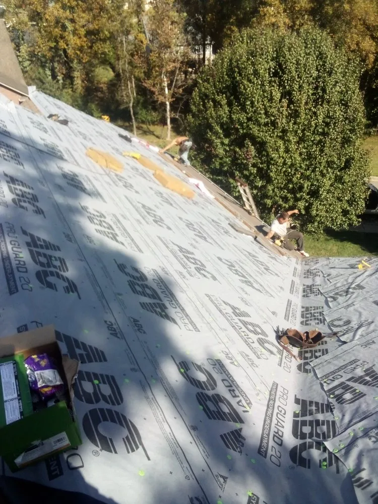 Slide of Whisnant's Family Roofing