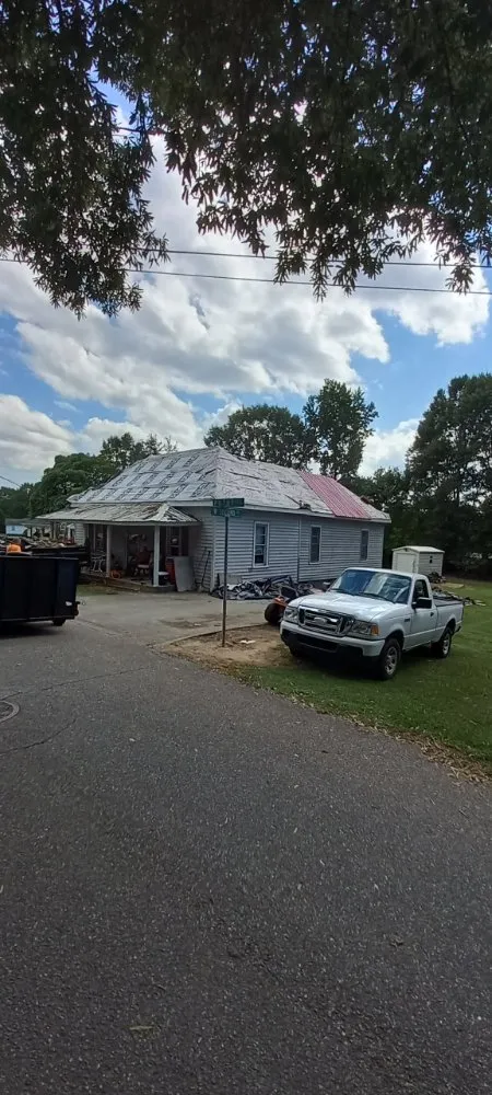 Slide of Whisnant's Family Roofing