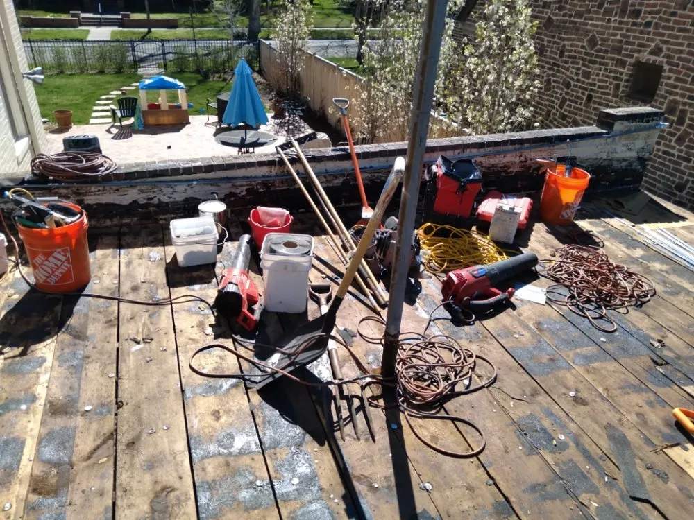 Slide of Whispering Mountains Contracting