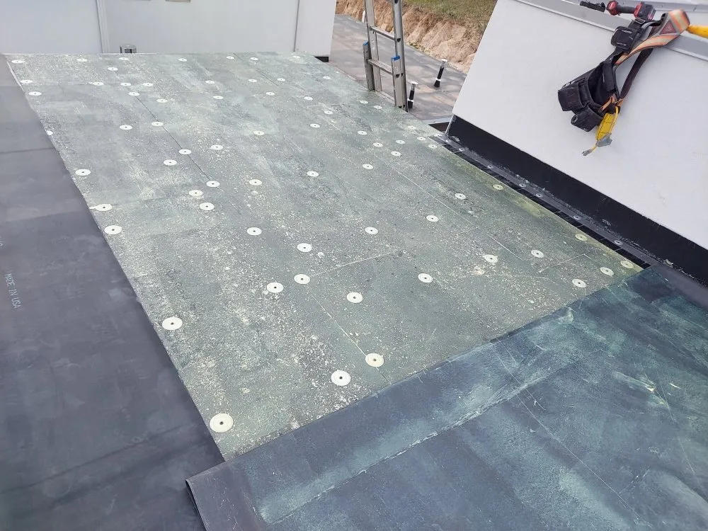 Slide of Whispering Mountains Contracting