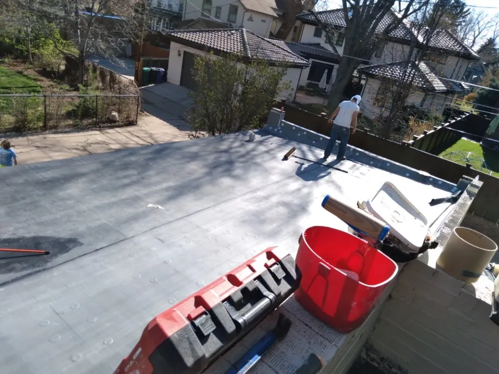 Slide of Whispering Mountains Contracting