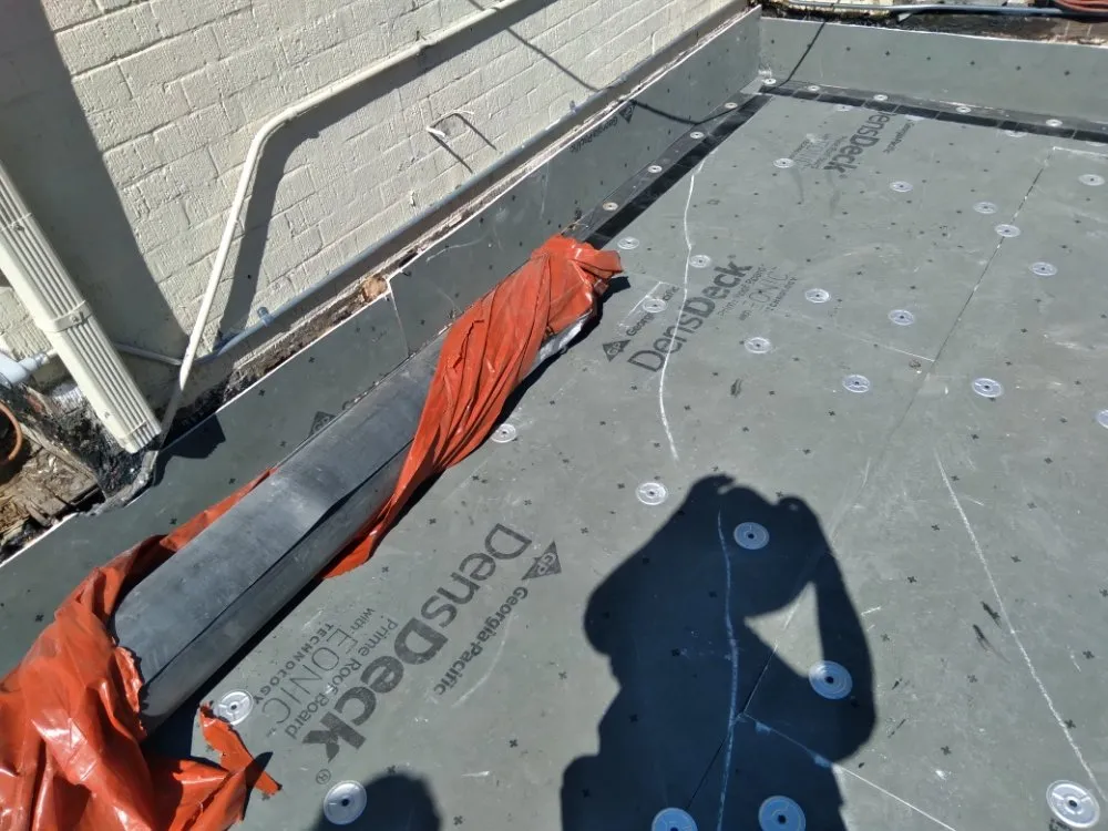 Slide of Whispering Mountains Contracting