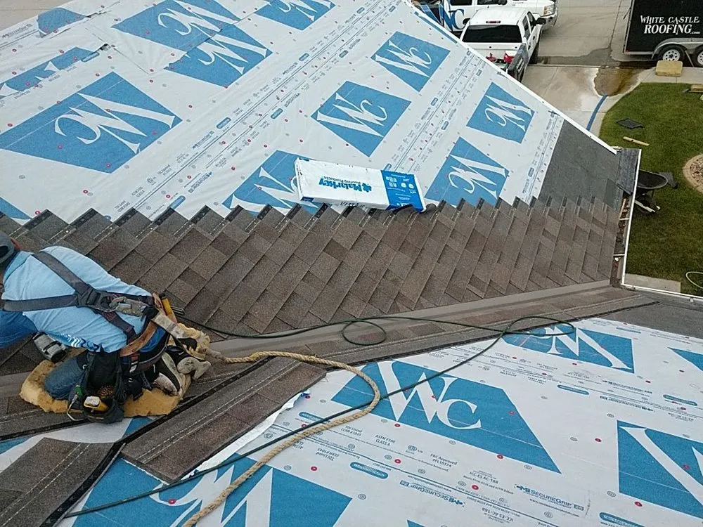 Slide of White Castle Roofing - Grand Island