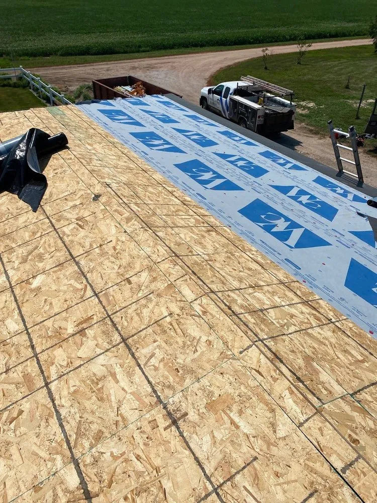 Slide of White Castle Roofing - Grand Island